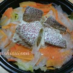 รูปของ ☆定番☆鯛入り水炊き