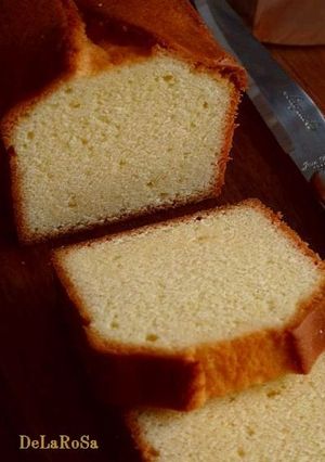ホロリ食感✿バニラパウンドケーキ-レシピのメイン写真