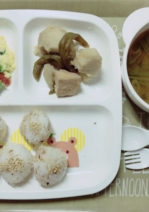 1歳からのꉂ夕飯簡単プレート〜手づかみ-レシピのメイン写真