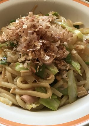 1歳〜ꉂ焼うどん《魚肉ソーセージ編》-レシピのメイン写真