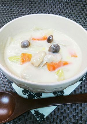 簡単♪鶏肉と白菜のホワイトシチュー☆-レシピのメイン写真