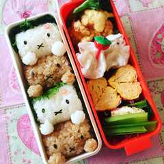 รูปของ 俵おにぎりdeミッフィー弁当
