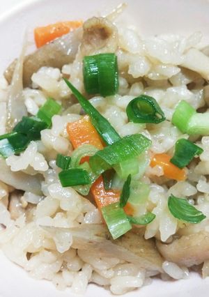簡単！美味しい！鶏ごぼうの炊き込みご飯♡-レシピのメイン写真