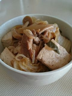 豚肉でお安く簡単に♪すき焼き風煮込み-レシピのメイン写真