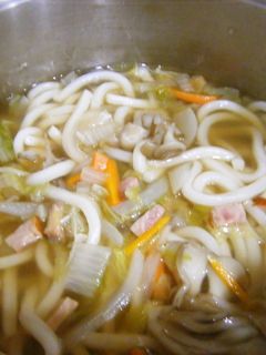 14分で作った洋風1人うどん鍋-レシピのメイン写真