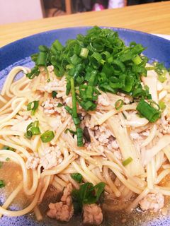キノコとひき肉の生姜風味パスタ-レシピのメイン写真