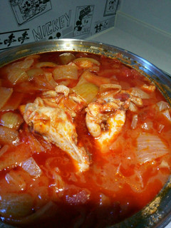 手羽元と玉葱のとろっとトマト煮-レシピのメイン写真