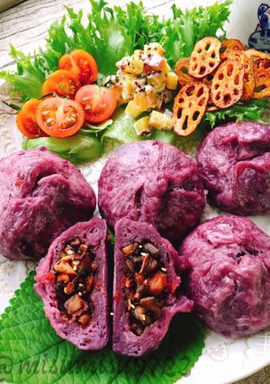 蒸し豚とキノコたっぷり☆紫芋の肉まん-レシピのメイン写真