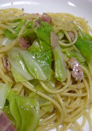 キャベツとアンチョビのスパゲティ-レシピのメイン写真