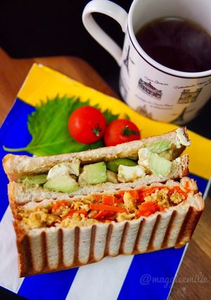 沖縄料理の人参しりしりで、和風パニーニ-レシピのメイン写真