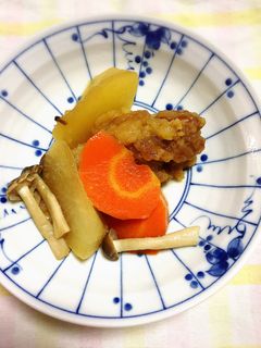 あまった鶏の唐揚げで☆大根と人参の煮物-レシピのメイン写真