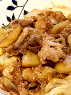 かんたん!豚肉とキャベツの生姜ポン酢炒め-レシピのメイン写真
