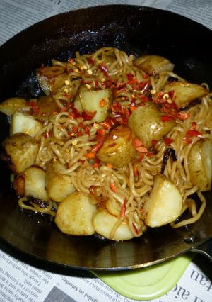 鉄パンでポテト焼きそば（足利風）-レシピのメイン写真