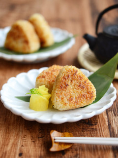 バター醤油の焼きおにぎり【作りおき】-レシピのメイン写真