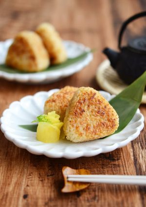 バター醤油の焼きおにぎり【作りおき】-レシピのメイン写真