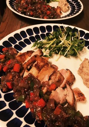 鶏肉のソテー 玉ねぎとピーマンの ソース-レシピのメイン写真