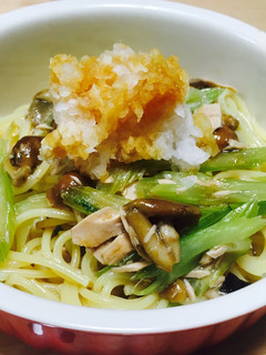 お吸い物の素で!セロリとツナの和風パスタ-レシピのメイン写真