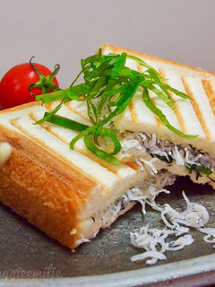 しらすと大葉チーズの和風パニーニ-レシピのメイン写真
