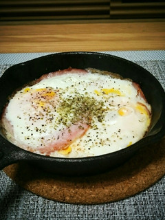ハムエッグ-レシピのメイン写真