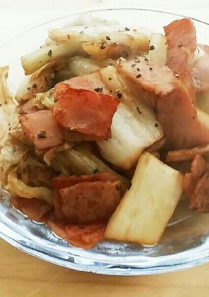 白菜の漬け物とベーコンの油炒め-レシピのメイン写真