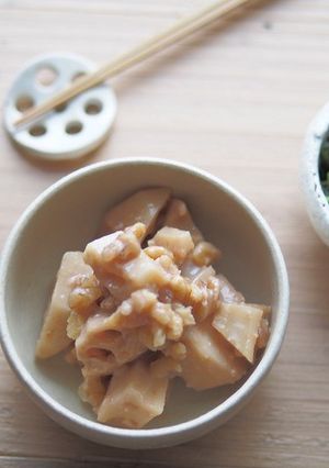 レンコンの香ばしくるみ味噌和え-レシピのメイン写真