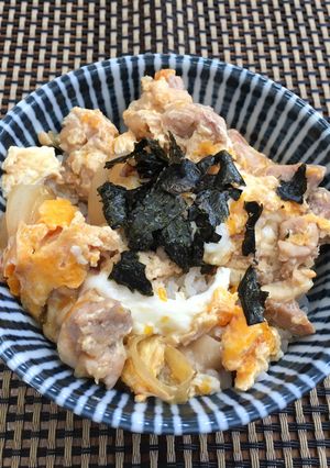 にんべんつゆの素１本だけ、ふわとろ親子丼-レシピのメイン写真