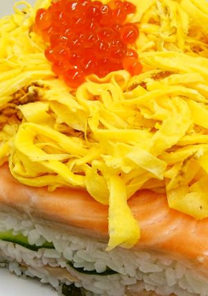 ノルウェーサーモンで！寿司ケーキ-レシピのメイン写真