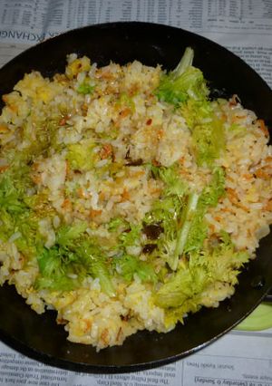 鉄パンでアミエビとわさび菜のパラパラ炒飯-レシピのメイン写真