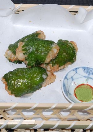海老とレンコンの大葉包み揚げ焼き♪-レシピのメイン写真