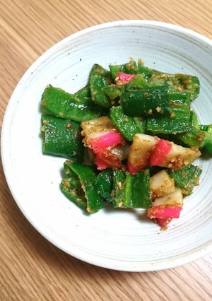 お弁当に♪ピーマンと蒲鉾のごま味噌炒め-レシピのメイン写真