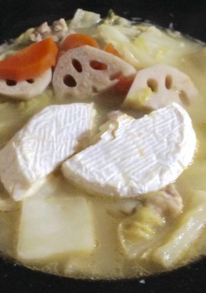レンコン入り カマンベールチーズ鍋-レシピのメイン写真
