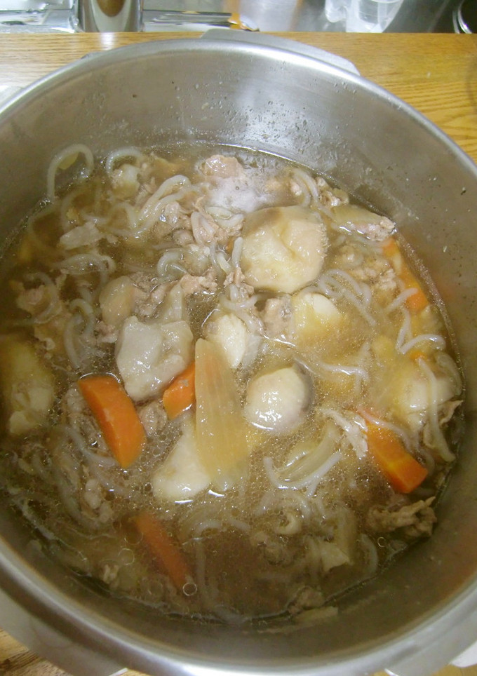 さといもと豚肉の煮込み鍋-レシピのメイン写真