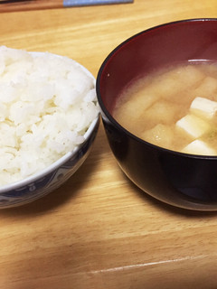 油揚げと豆腐の味噌汁-レシピのメイン写真