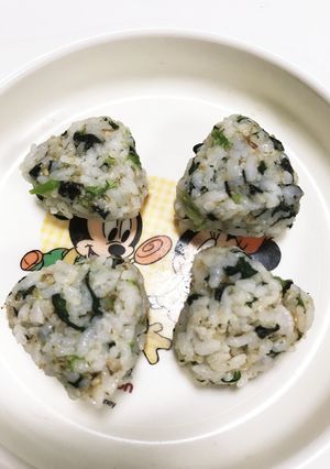 【離乳食後期】ほうれん草おにぎり-レシピのメイン写真