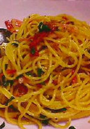 後引く美味しさ！ベーコンとバジルのパスタ-レシピのメイン写真