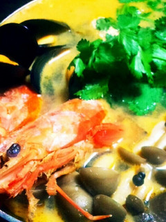 熱々旨辛トムヤム*アジアン鍋-レシピのメイン写真