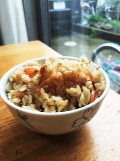簡単!ごぼうと人参、ツナの炊き込みご飯-レシピのメイン写真