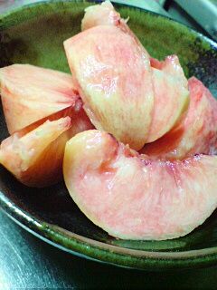 まるごと無駄なく簡単♪桃のきれいなむき方-レシピのメイン写真