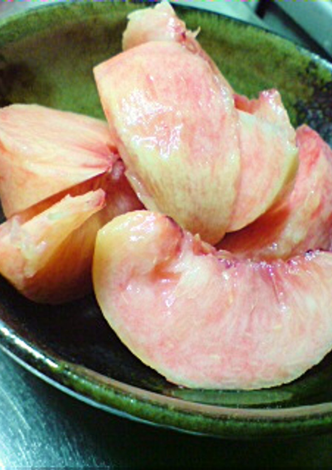 まるごと無駄なく簡単♪桃のきれいなむき方-レシピのメイン写真