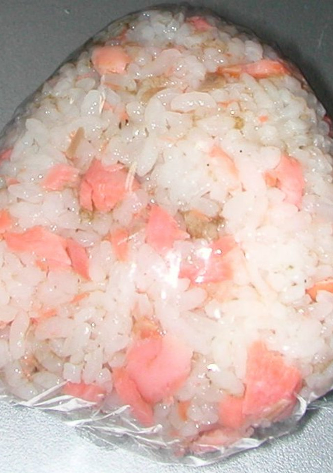 焼き鮭＆とろろ昆布のおにぎり-レシピのメイン写真