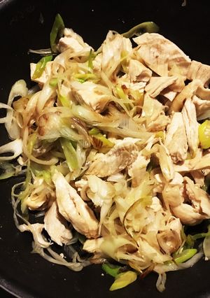ささみ（胸肉）とネギのゴマ油炒め-レシピのメイン写真