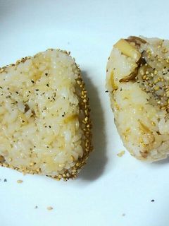 エリンギのバター炒めおにぎり-レシピのメイン写真