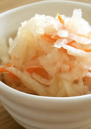 残り野菜で簡単に♪大根と人参の紅白なます-レシピのメイン写真