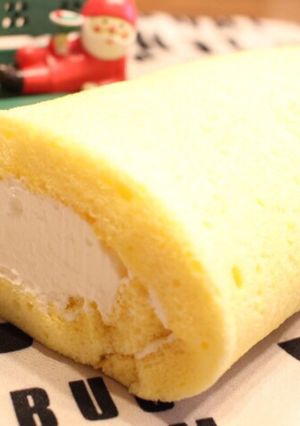 お店以上♡超簡単♫しっとりロールケーキ！-レシピのメイン写真
