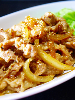 玉ねぎでかさ増し&疲労回復!豚こま焼肉-レシピのメイン写真