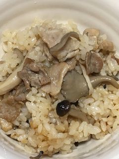 豚バラの旨みたっぷりきのこの炊き込みご飯-レシピのメイン写真