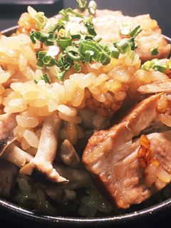 豚の角煮で炊き込みごはん!!-レシピのメイン写真