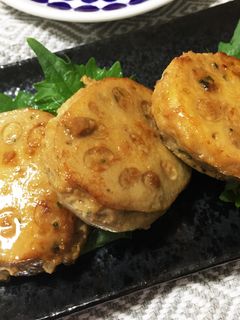 豆腐も入って栄養満点!レンコン挟み焼き!-レシピのメイン写真