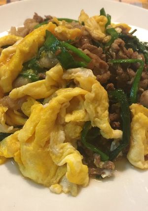 簡単♪美味しい♡牛肉のニラ玉炒め-レシピのメイン写真