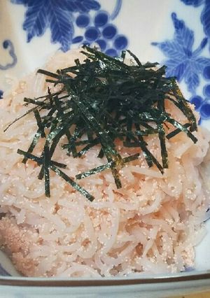 ほんのりピンク，糸こんにゃくのたらこ和え-レシピのメイン写真